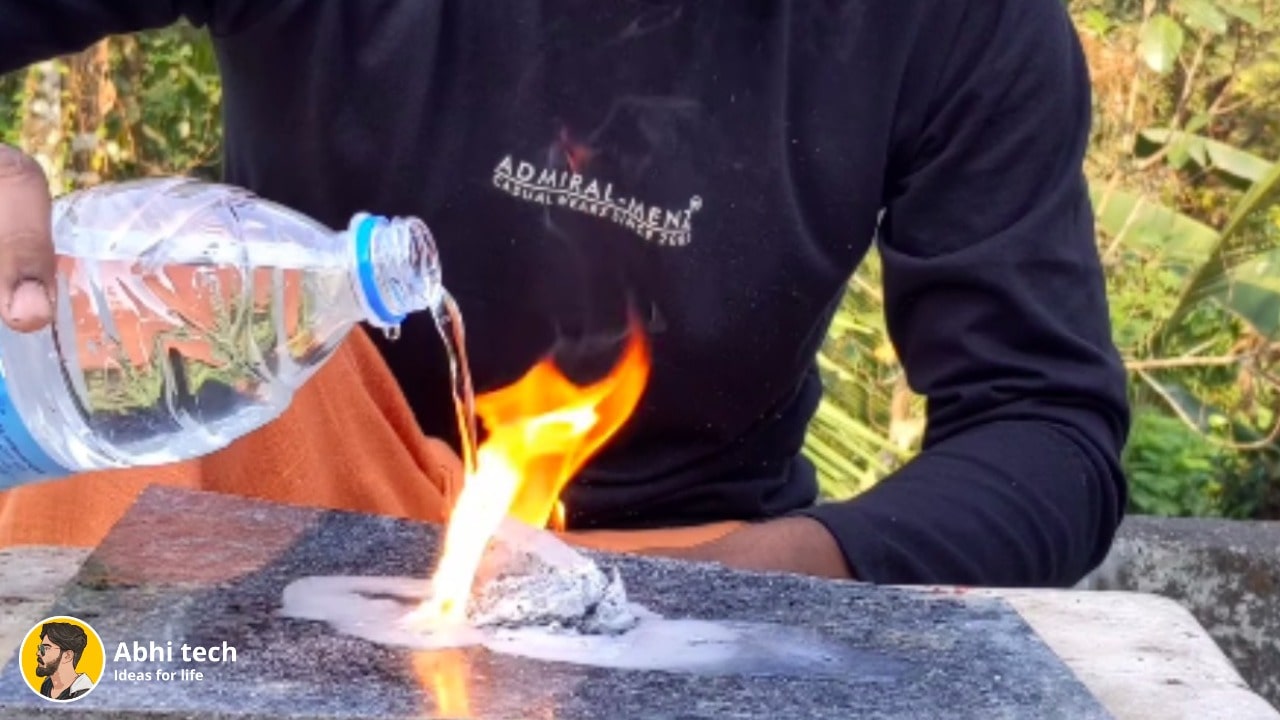 Reaction of calcium carbide with water